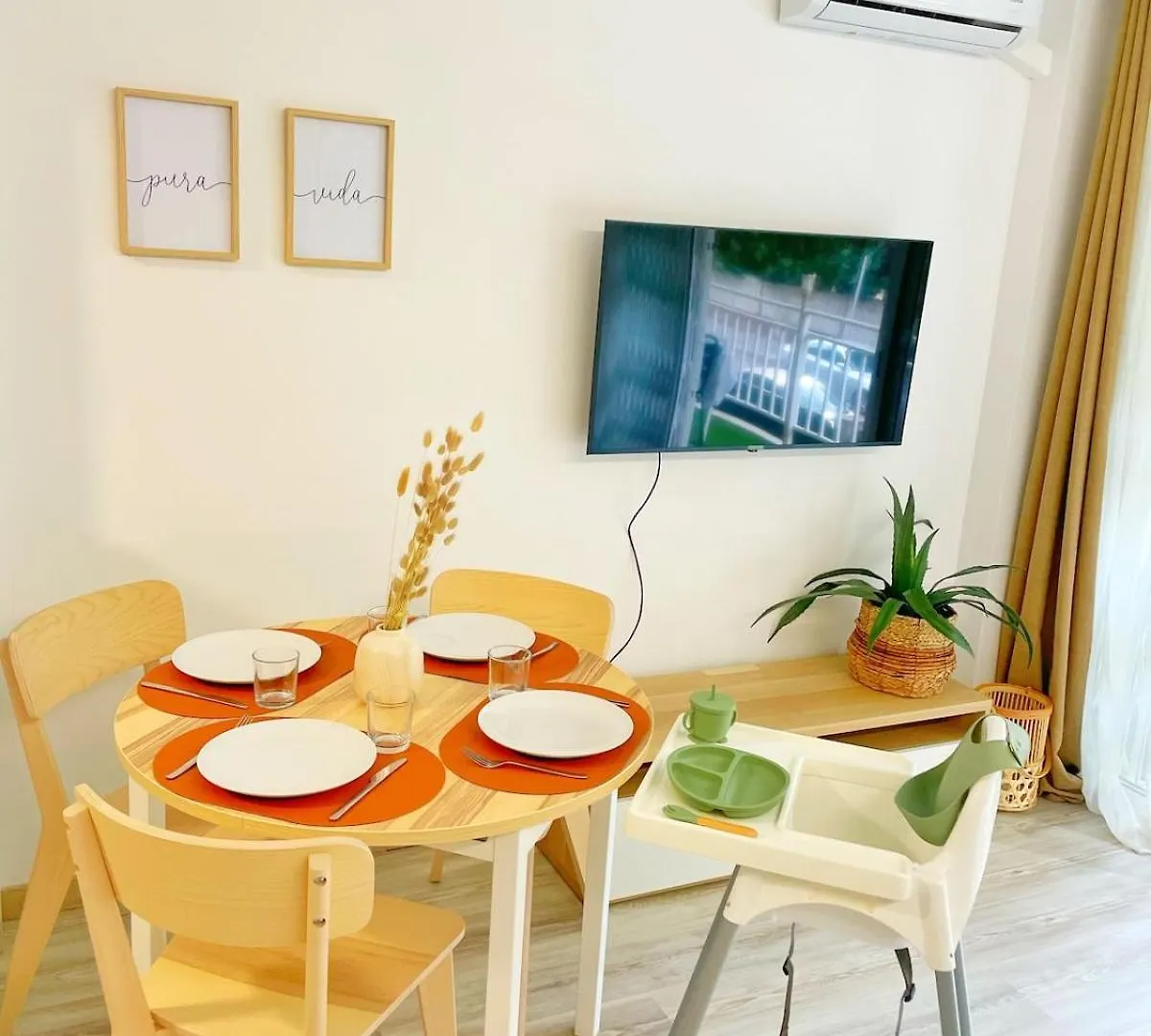 Swimming Pool, Great Location, Family Friendly, Free Parking Apartment Salou 0*,
