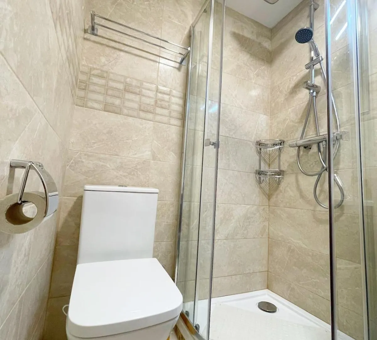 شقة Swimming Pool, Great Location, Family Friendly, Free Parking سالو 0*,  إسبانيا